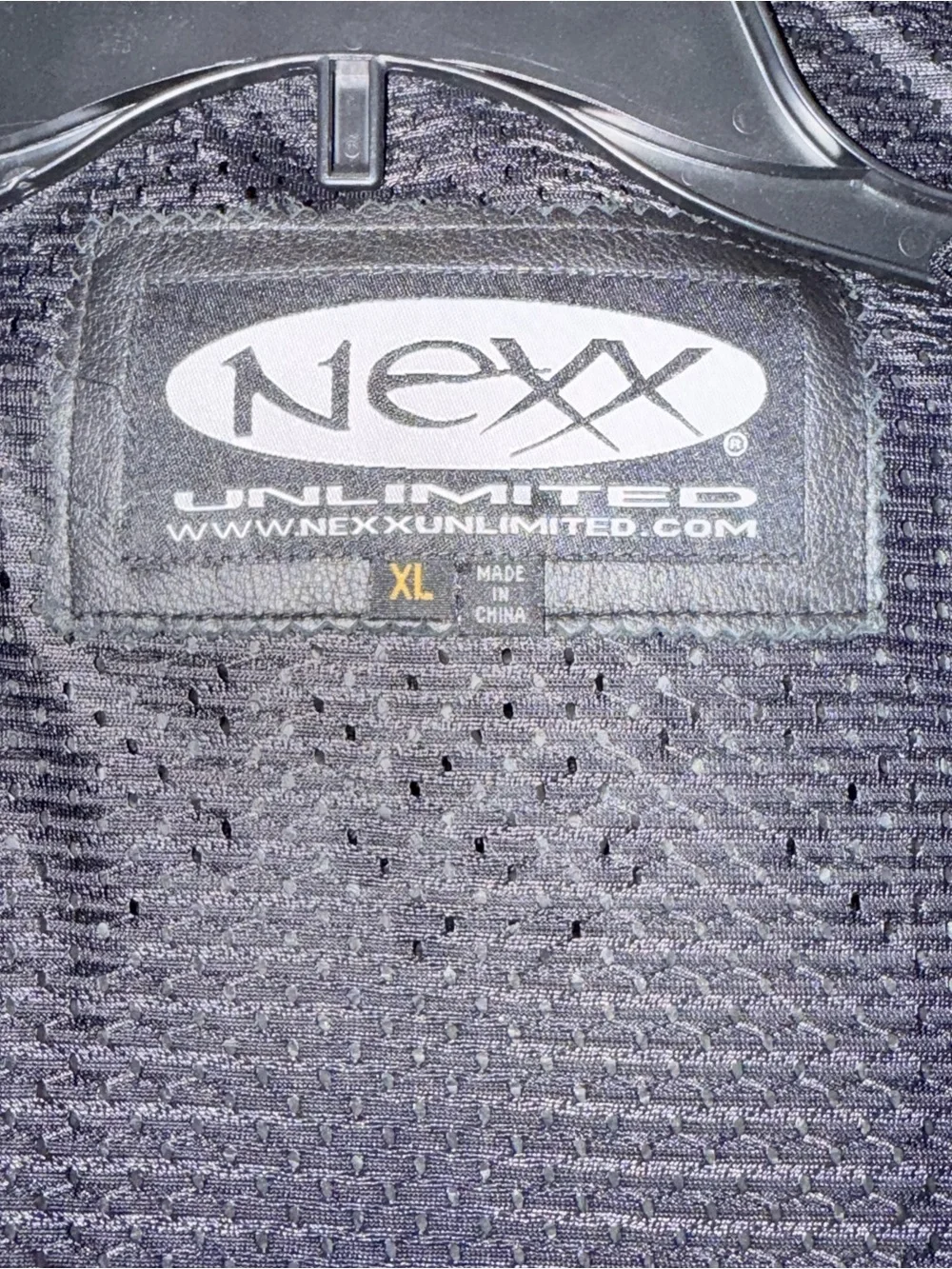 Nexx sleek black